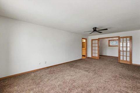 Tiny photo for 2404 N Nottingham Court, Champaign, IL 61821 (MLS # 12547260)
