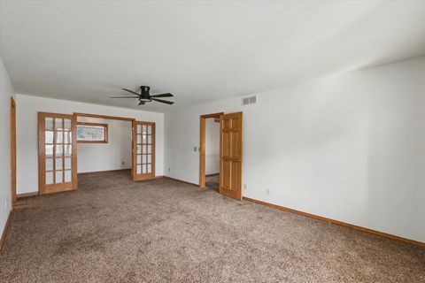 Tiny photo for 2404 N Nottingham Court, Champaign, IL 61821 (MLS # 12547260)