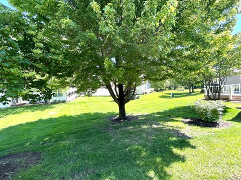 Tiny photo for 21224 Montclare Lake Drive, Crest Hill, IL 60403 (MLS # 12650129)
