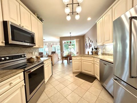 Tiny photo for 21224 Montclare Lake Drive, Crest Hill, IL 60403 (MLS # 12650129)