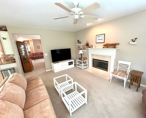 Tiny photo for 21224 Montclare Lake Drive, Crest Hill, IL 60403 (MLS # 12650129)