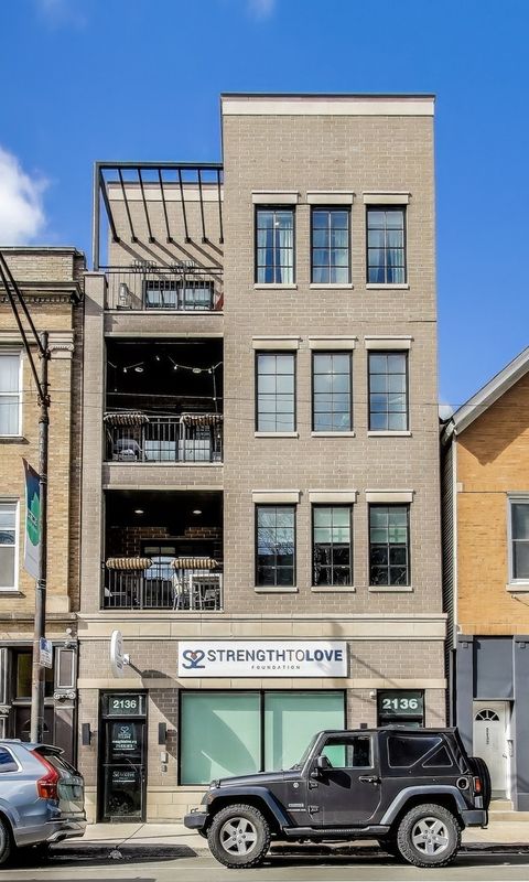 2136 W Belmont Avenue 2 Chicago IL 60618