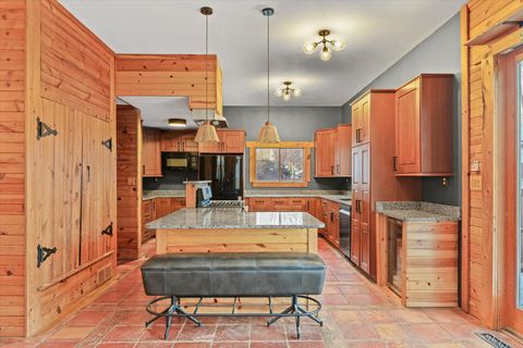 Tiny photo for 702 W Iowa Street, Urbana, IL 61801 (MLS # 12529561)