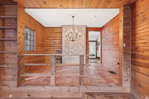 Tiny photo for 702 W Iowa Street, Urbana, IL 61801 (MLS # 12529561)