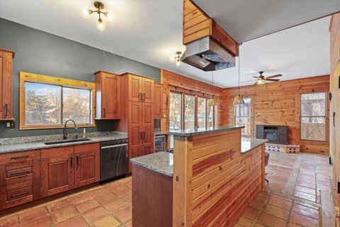 Tiny photo for 702 W Iowa Street, Urbana, IL 61801 (MLS # 12529561)