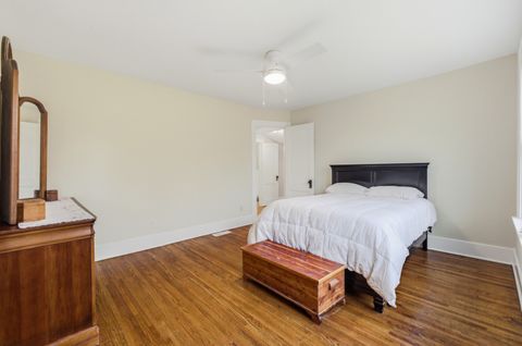 Tiny photo for 312 E Lincoln Avenue, Wheaton, IL 60187 (MLS # 12551459)