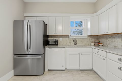 Tiny photo for 312 E Lincoln Avenue, Wheaton, IL 60187 (MLS # 12551459)