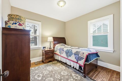 Tiny photo for 312 E Lincoln Avenue, Wheaton, IL 60187 (MLS # 12551459)