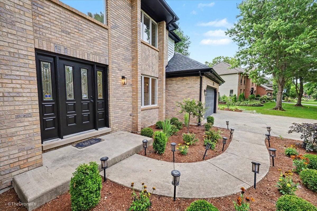 2726 Seiler Drive