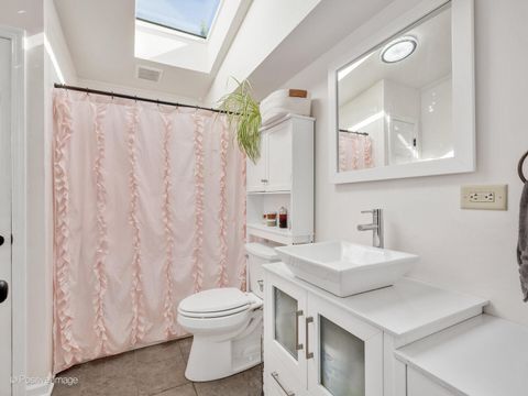 Tiny photo for 875 S York Street, Elmhurst, IL 60126 (MLS # 12678996)