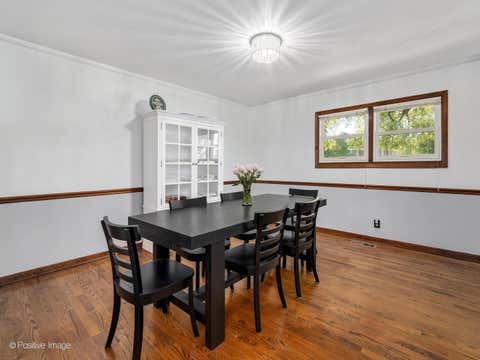 Tiny photo for 875 S York Street, Elmhurst, IL 60126 (MLS # 12678996)