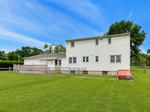 Tiny photo for 23W019 Sidney Avenue, Glen Ellyn, IL 60137 (MLS # 12687854)