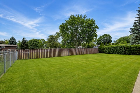 Tiny photo for 23W019 Sidney Avenue, Glen Ellyn, IL 60137 (MLS # 12687854)