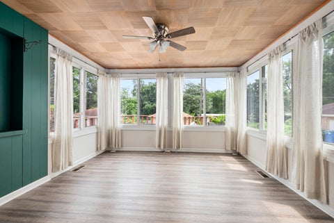 Tiny photo for 10831 S Longwood Drive, Chicago, IL 60643 (MLS # 12729221)