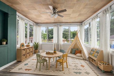 Tiny photo for 10831 S Longwood Drive, Chicago, IL 60643 (MLS # 12729221)