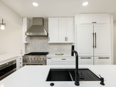 Tiny photo for 1649 Park Avenue, Hanover Park, IL 60133 (MLS # 12564118)