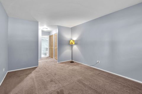 Tiny photo for 120A Collen Drive #105, Lombard, IL 60148 (MLS # 12439028)