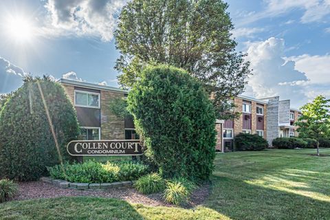 Tiny photo for 120A Collen Drive #105, Lombard, IL 60148 (MLS # 12439028)