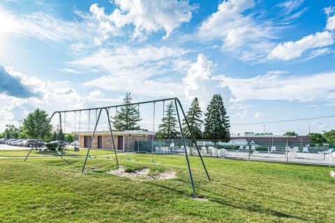 Tiny photo for 120A Collen Drive #105, Lombard, IL 60148 (MLS # 12439028)