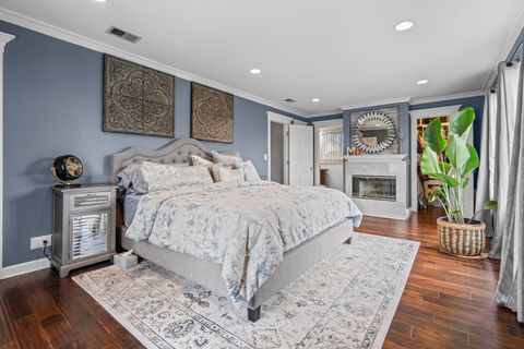 Tiny photo for 340 Stonehurst Lane, Roselle, IL 60172 (MLS # 12608402)