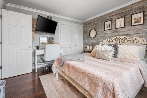 Tiny photo for 340 Stonehurst Lane, Roselle, IL 60172 (MLS # 12608402)