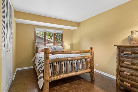 Tiny photo for 6601 MacArthur Drive, Woodridge, IL 60517 (MLS # 12669652)