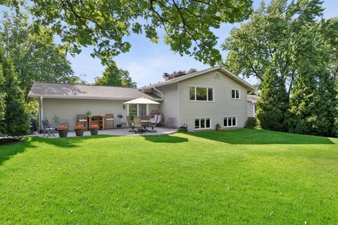 Tiny photo for 6601 MacArthur Drive, Woodridge, IL 60517 (MLS # 12669652)
