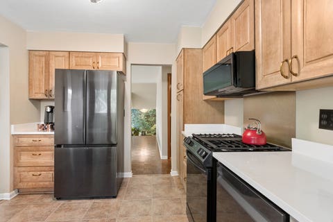 Tiny photo for 6601 MacArthur Drive, Woodridge, IL 60517 (MLS # 12669652)