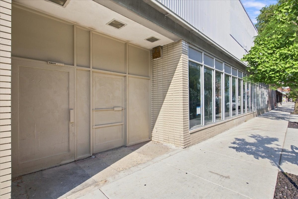 2722 N Milwaukee Avenue S3