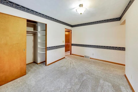 Tiny photo for 3601 W Clover Avenue, McHenry, IL 60050 (MLS # 12786409)