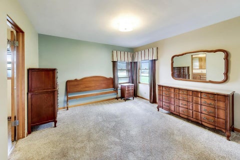 Tiny photo for 3601 W Clover Avenue, McHenry, IL 60050 (MLS # 12786409)