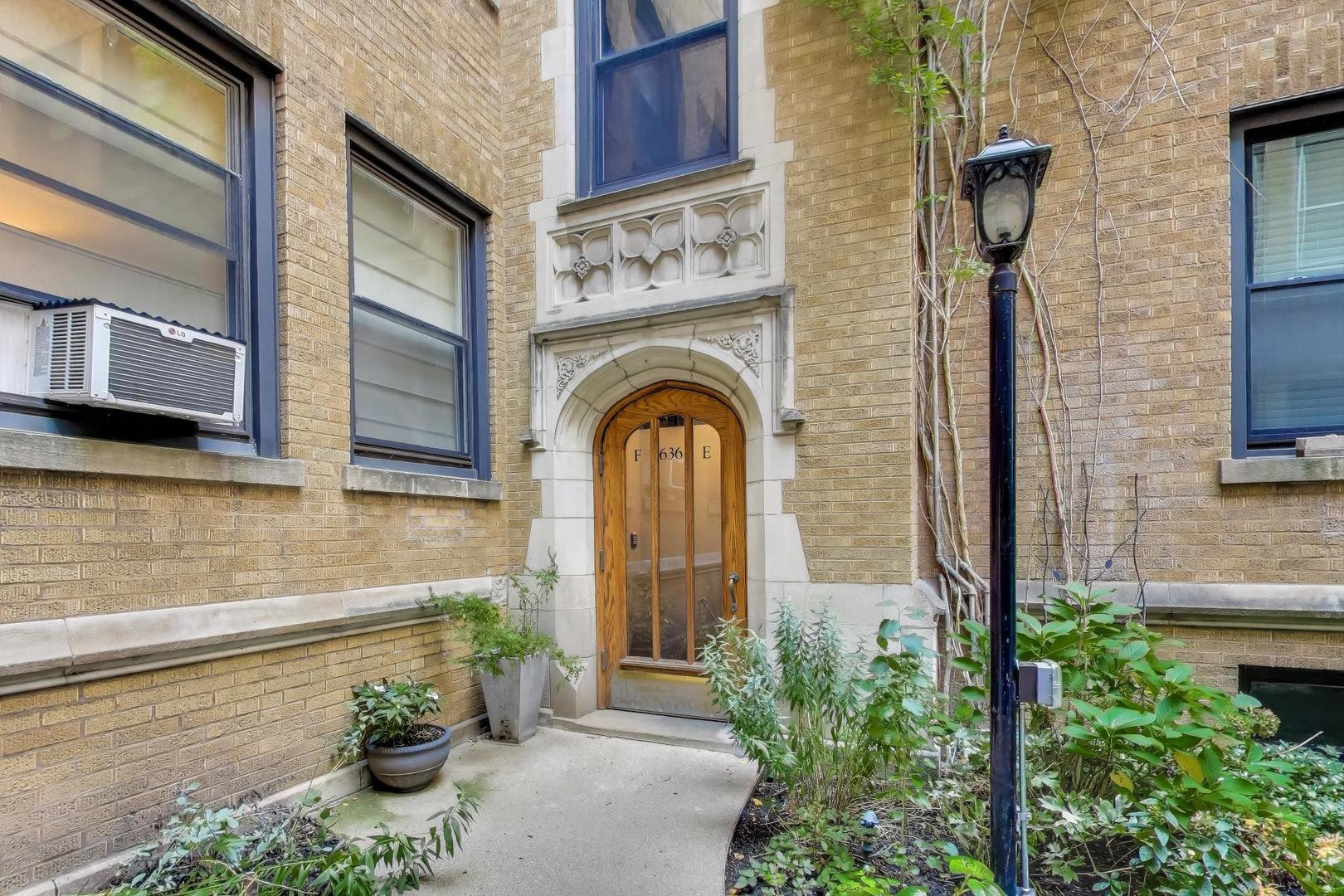 636 W WAVELAND Avenue 2E