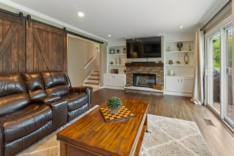 Tiny photo for 1985 Rochelle Court, Wheeling, IL 60090 (MLS # 12669857)