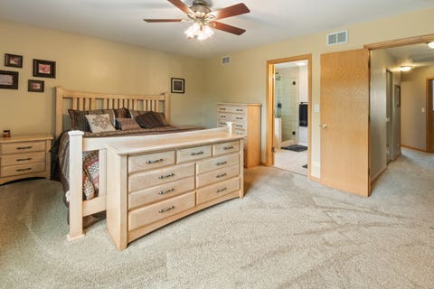Tiny photo for 1985 Rochelle Court, Wheeling, IL 60090 (MLS # 12669857)