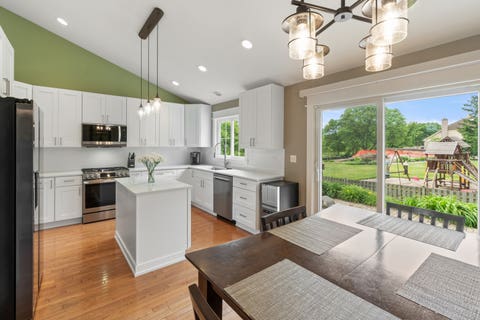 Tiny photo for 1985 Rochelle Court, Wheeling, IL 60090 (MLS # 12669857)