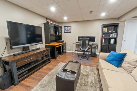 Tiny photo for 1985 Rochelle Court, Wheeling, IL 60090 (MLS # 12669857)