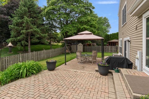 Tiny photo for 1985 Rochelle Court, Wheeling, IL 60090 (MLS # 12669857)