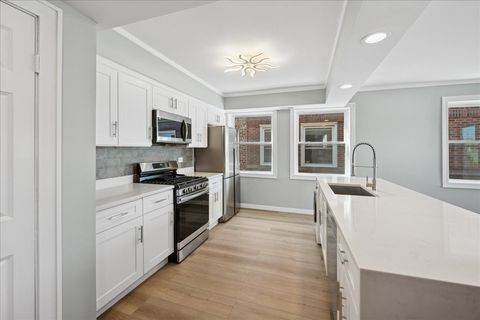 Tiny photo for 29 E Burlington Street #A, Riverside, IL 60546 (MLS # 12506742)