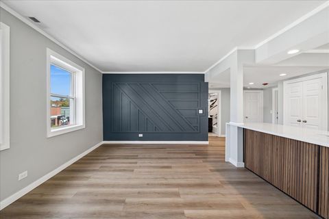 Tiny photo for 29 E Burlington Street #A, Riverside, IL 60546 (MLS # 12506742)