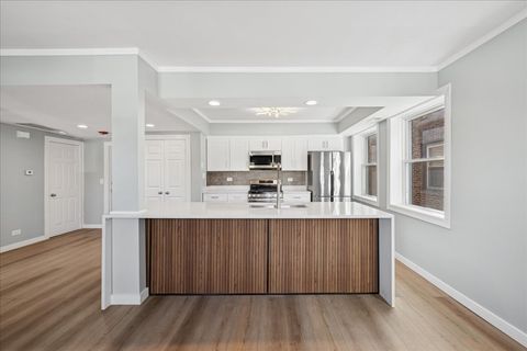 Tiny photo for 29 E Burlington Street #A, Riverside, IL 60546 (MLS # 12506742)