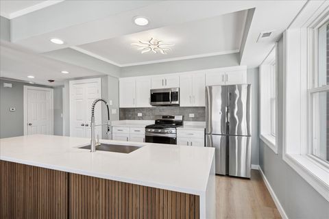 Tiny photo for 29 E Burlington Street #A, Riverside, IL 60546 (MLS # 12506742)