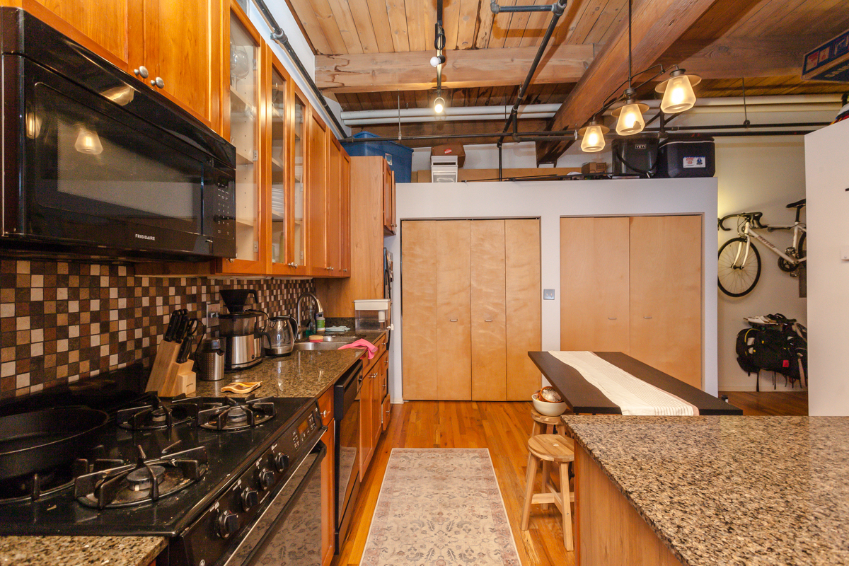 625 W Jackson Boulevard 813