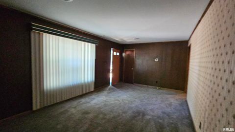 Tiny photo for 708 N 20TH Street, Herrin, IL 62948 (MLS # EB459030)