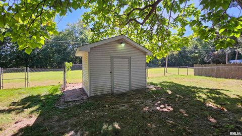 Tiny photo for 708 N 20TH Street, Herrin, IL 62948 (MLS # EB459030)