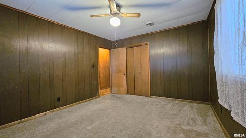 Tiny photo for 708 N 20TH Street, Herrin, IL 62948 (MLS # EB459030)