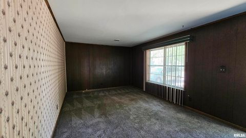 Tiny photo for 708 N 20TH Street, Herrin, IL 62948 (MLS # EB459030)