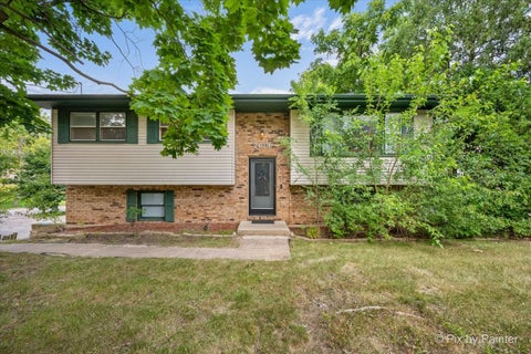Photo of 2614 Crystal Lake Road, Cary, IL 60013 (MLS # 12687775)