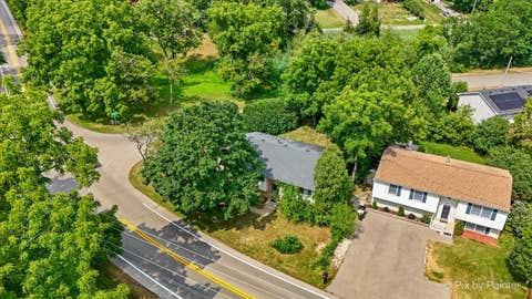 Tiny photo for 2614 Crystal Lake Road, Cary, IL 60013 (MLS # 12687775)