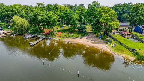 Tiny photo for 35107 N Rosewood Avenue, Ingleside, IL 60041 (MLS # 12499944)