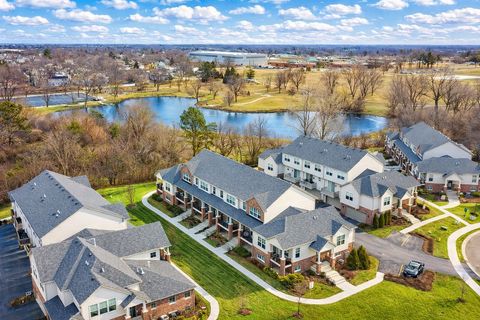 40 Woodmoor Court Lombard IL 60148